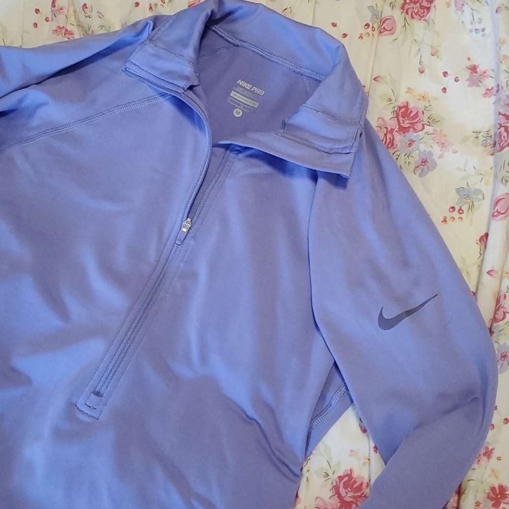 Nike Pro Pullover - image 3